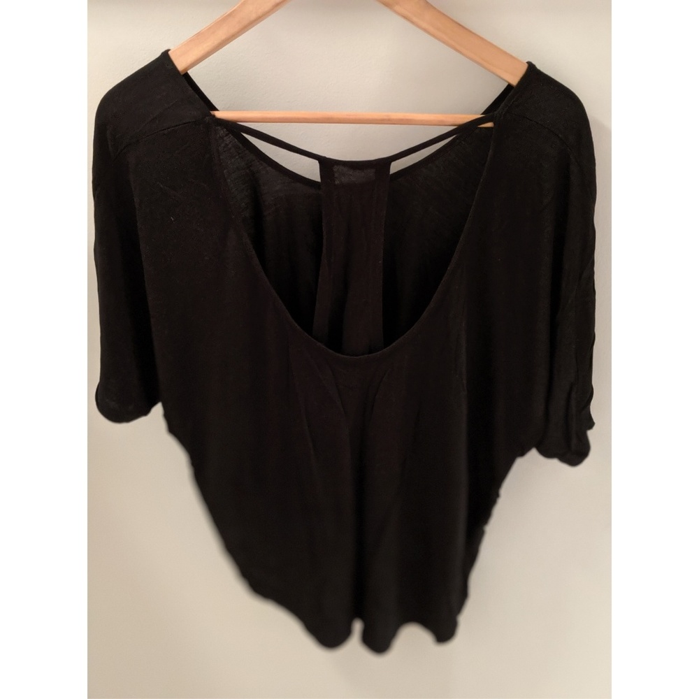 Express black cutout back t-shirt, size S